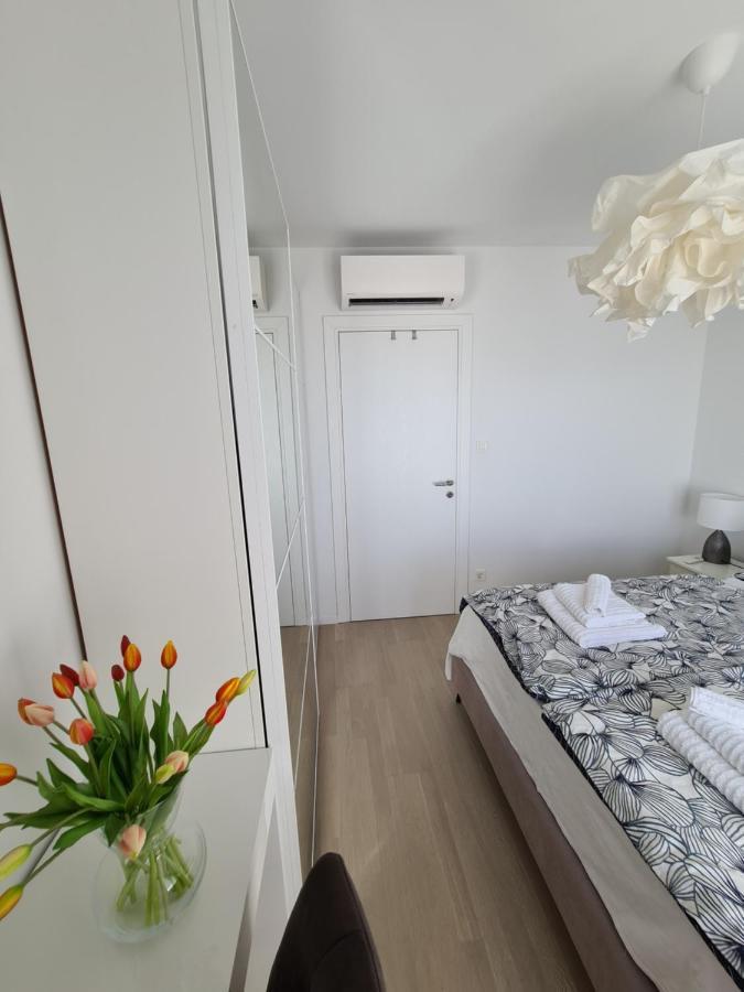 Apartment Mare With Parking Zadar Eksteriør billede