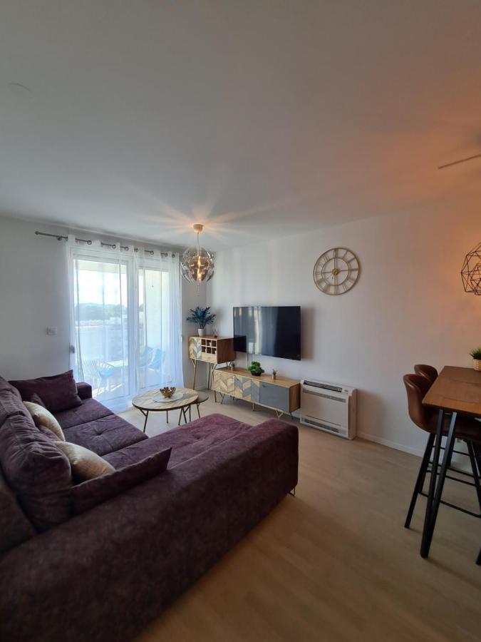 Apartment Mare With Parking Zadar Eksteriør billede